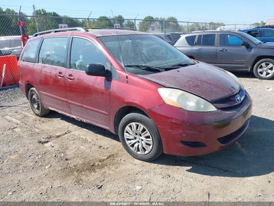TOYOTA SIENNA 2008