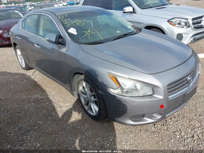 NISSAN MAXIMA 2009