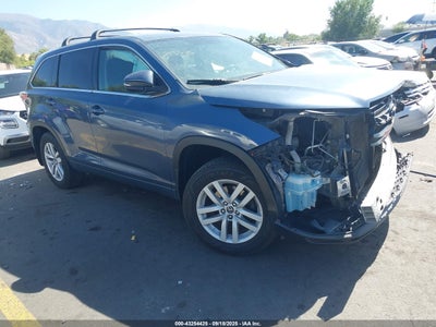 TOYOTA HIGHLANDER 2016