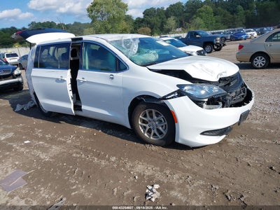 CHRYSLER VOYAGER 2024