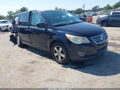 VOLKSWAGEN ROUTAN 2011
