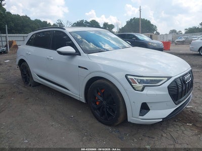 AUDI E-TRON 2021