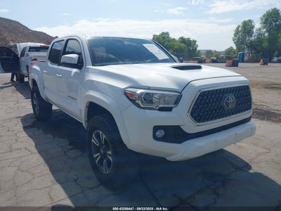 TOYOTA TACOMA 2018