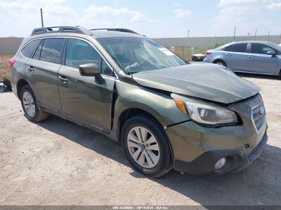 SUBARU OUTBACK 2015