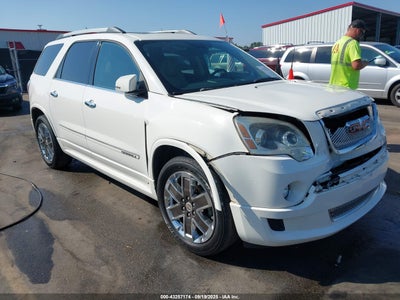 GMC ACADIA 2011