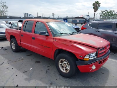 DODGE DAKOTA 2000