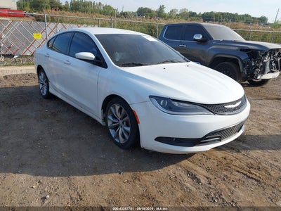 CHRYSLER 200 2015