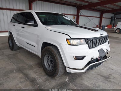 JEEP GRAND CHEROKEE 2017