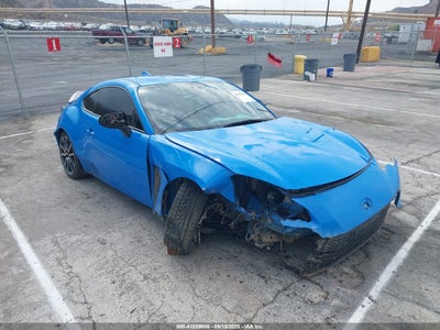 TOYOTA GR86 2024