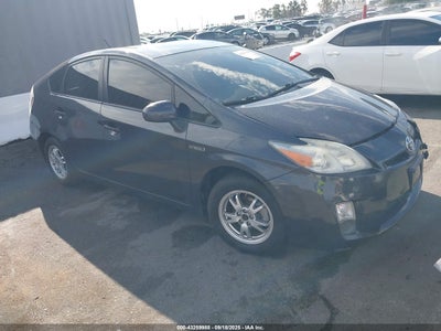 TOYOTA PRIUS 2011