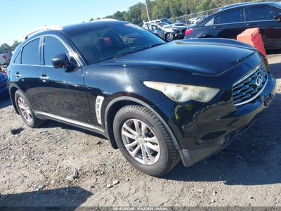 INFINITI FX35 2010