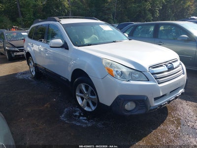 SUBARU OUTBACK 2013