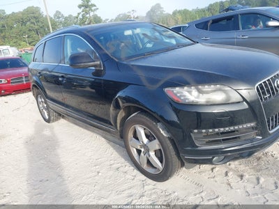 AUDI Q7 2015