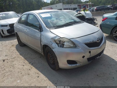 TOYOTA YARIS 2012