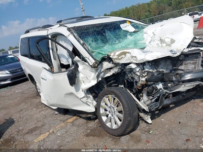 TOYOTA SIENNA 2013