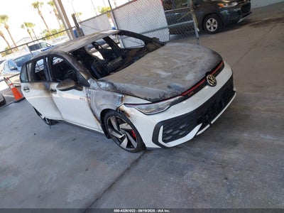 VOLKSWAGEN GOLF GTI 2025