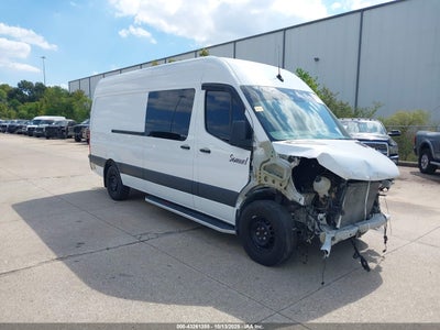 MERCEDES-BENZ SPRINTER 2500 2023