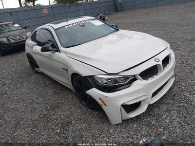BMW M4 2016