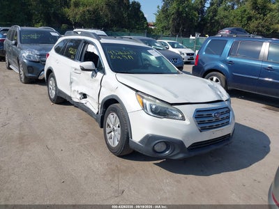 SUBARU OUTBACK 2016