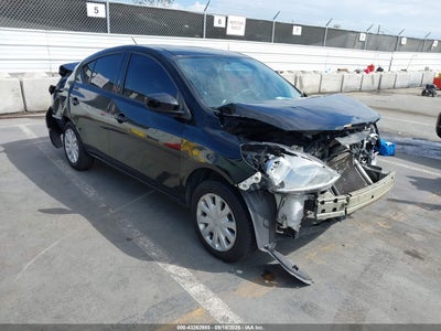 NISSAN VERSA 2016