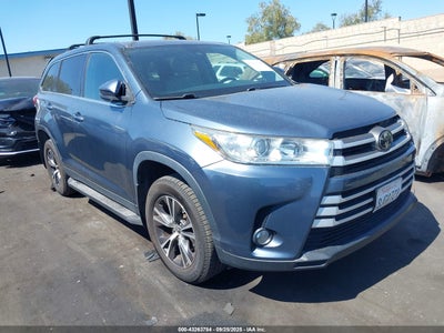 TOYOTA HIGHLANDER 2019