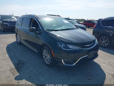 CHRYSLER PACIFICA 2019