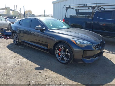 KIA STINGER 2021