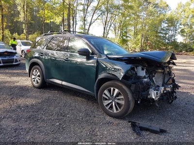 NISSAN PATHFINDER 2023