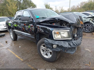 RAM DAKOTA 2011