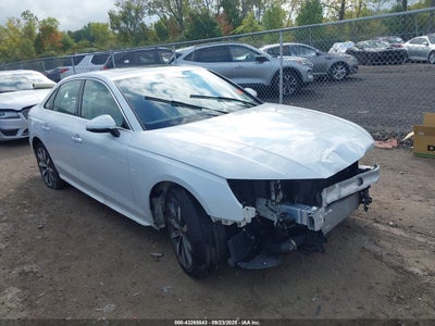 AUDI A4 2023