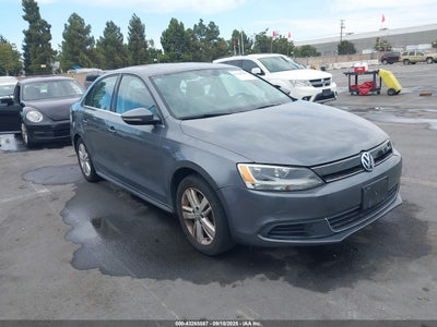 VOLKSWAGEN JETTA HYBRID 2014