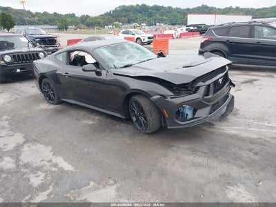 FORD MUSTANG 2024