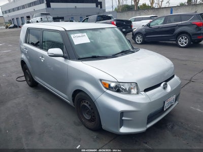 SCION XB 2012