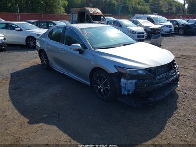 TOYOTA CAMRY 2022