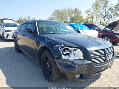 DODGE MAGNUM 2005