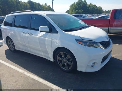 TOYOTA SIENNA 2017