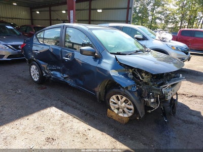 NISSAN VERSA 2017