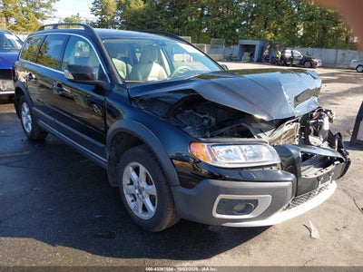 VOLVO XC70 2010