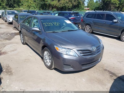 TOYOTA CAMRY 2011