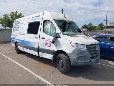 MERCEDES-BENZ SPRINTER 2500 2021
