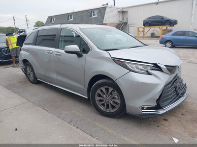 TOYOTA SIENNA 2022
