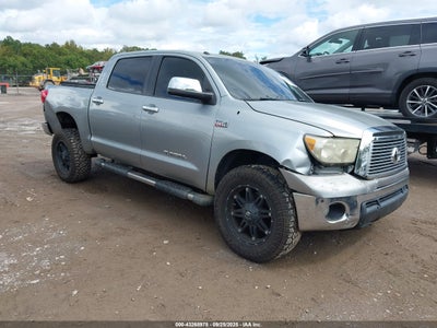 TOYOTA TUNDRA 2010