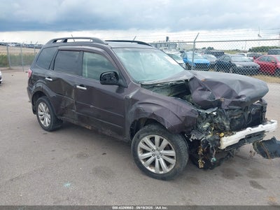 SUBARU FORESTER 2013