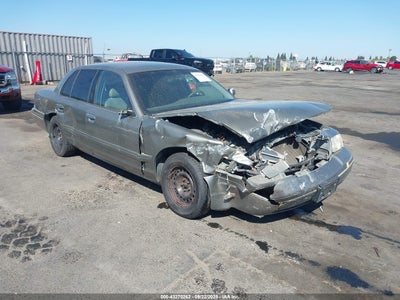 FORD CROWN VICTORIA 2001