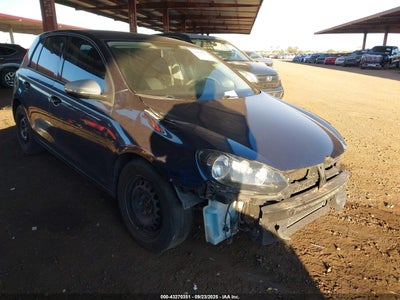 VOLKSWAGEN GOLF 2012
