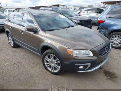 VOLVO XC70 2016