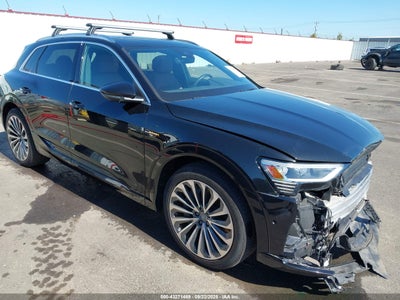 AUDI E-TRON 2019