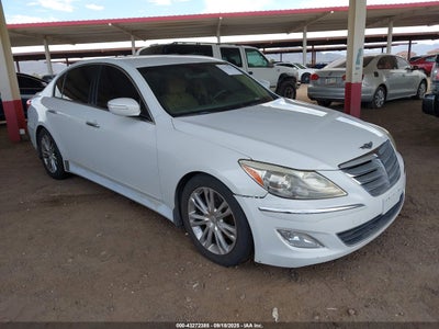 HYUNDAI GENESIS 2013