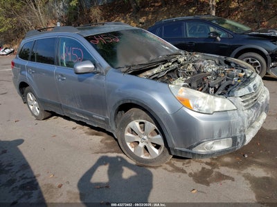 SUBARU OUTBACK 2011