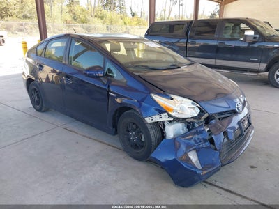 TOYOTA PRIUS 2014